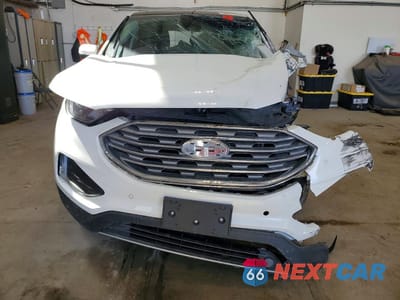 Piąte zdjęcie samochodu w środku: 2024 FORD EDGE TITANIUM VIN:2FMPK4K93RBB02542 - miniatura