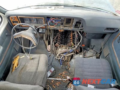 Zdjęcie 8 z 12 samochodu: 1990 FORD SHUTTLE BUS VIN:1FDKE30H7LHA73417 - miniatura