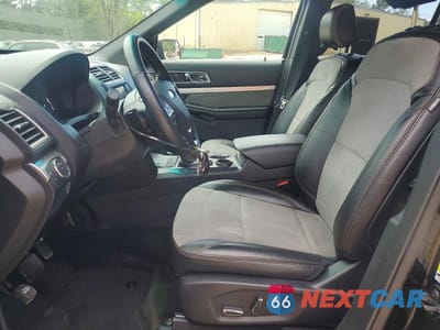 Zdjęcie 7 z 12 samochodu: 2017 FORD EXPLORER XLT VIN:1FM5K7D84HGB19175 - miniatura