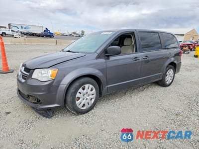 2018 DODGE GRAND CARAVAN SE 2C4RDGBG0JR150745 - główne zdjęcie licytacji z USA - miniatura