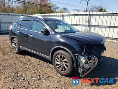 Czwarte zdjęcie samochodu z boku: 2015 NISSAN ROGUE S VIN:5N1AT2MT9FC815943 - miniatura