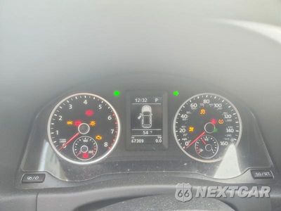 Zdjęcie 9 z 14 samochodu: 2018 VOLKSWAGEN TIGUAN LIMITED VIN:WVGBV7AX3JK002891 - miniatura
