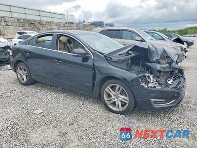 Czwarte zdjęcie samochodu z boku: 2014 VOLVO S60 T5 VIN:YV1612FS6E2295798 - miniatura