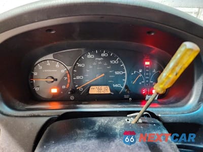 Zdjęcie 9 z 14 samochodu: 2002 HONDA ODYSSEY EX VIN:5FNRL18622B043658 - miniatura