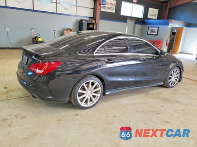 Trzecie zdjęcie samochodu z tyłu: 2016 MERCEDES BENZ CLA VIN:WDDSJ4GB0GN300368 - miniatura