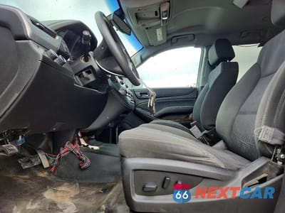 Zdjęcie 7 z 13 samochodu: 2017 CHEVROLET TAHOE K1500 VIN:1GNSKEEC3HR264234 - miniatura
