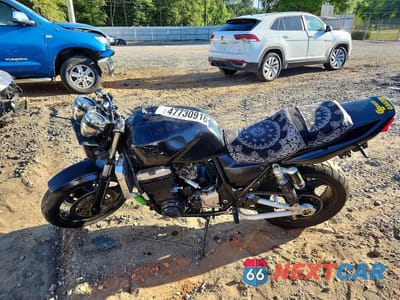 Trzecie zdjęcie samochodu z tyłu: 1999 KAWASAKI ZR1100 C VIN:JKAZRBC13XA022795 - miniatura