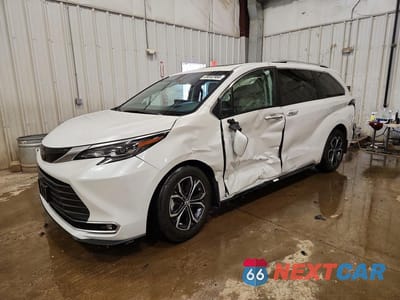 2026 TOYOTA SIENNA PLATINUM 7-PASSENGER 5TDESKFC5TS236853 - główne zdjęcie licytacji z USA - miniatura