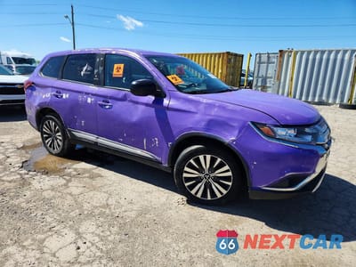 Czwarte zdjęcie samochodu z boku: 2020 MITSUBISHI OUTLANDER SE VIN:JA4AZ3A32LZ026680 - miniatura