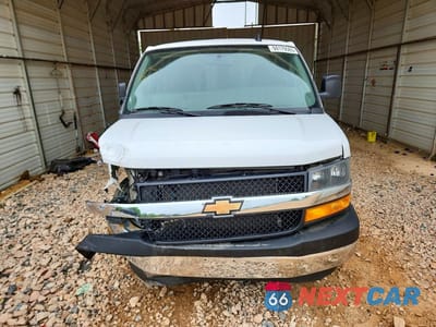Piąte zdjęcie samochodu w środku: 2025 CHEVROLET EXPRESS DELIVERY VAN VIN:1GCWGAF74S1106948 - miniatura