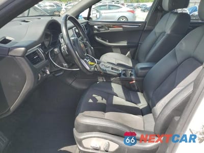 Zdjęcie 7 z 14 samochodu: 2018 PORSCHE MACAN VIN:WP1AA2A53JLB03192 - miniatura