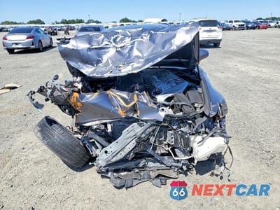 Piąte zdjęcie samochodu w środku: 2016 LEXUS IS 350 VIN:JTHBE1D24G5028519 - miniatura