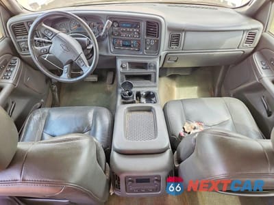 Zdjęcie 8 z 12 samochodu: 2004 CHEVROLET SILVERADO K2500 VIN:1GCGK23U14F127751 - miniatura