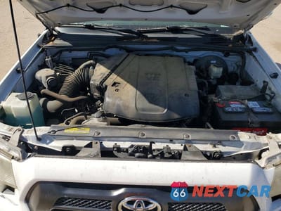 Zdjęcie 11 z 12 samochodu: 2015 TOYOTA TACOMA V6 VIN:5TFMU4FN6FX033889 - miniatura