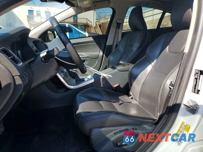 Zdjęcie 7 z 13 samochodu: 2017 VOLVO S60 VIN:YV126MFL0H2434512 - miniatura