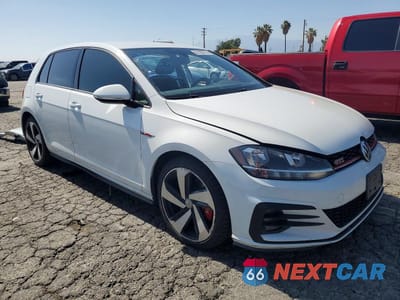 Czwarte zdjęcie samochodu z boku: 2020 VOLKSWAGEN GTI S VIN:3VW5T7AU0LM012025 - miniatura