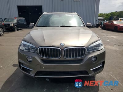 Piąte zdjęcie samochodu w środku: 2017 BMW X5 XDR40E VIN:5UXKT0C39H0V95513 - miniatura
