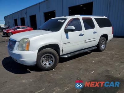 2008 GMC YUKON XL DENALI 1GKFK668X8J188122 - główne zdjęcie licytacji z USA - miniatura