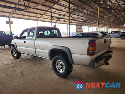 Drugie zdjęcie samochodu z przodu: 2004 GMC SIERRA VIN:1GTHC29U24E387428 - miniatura