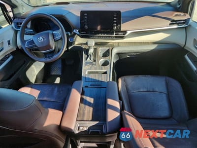 Zdjęcie 8 z 14 samochodu: 2024 TOYOTA SIENNA PLATINUM 7-PASSENGER VIN:5TDESKFC6RS151884 - miniatura