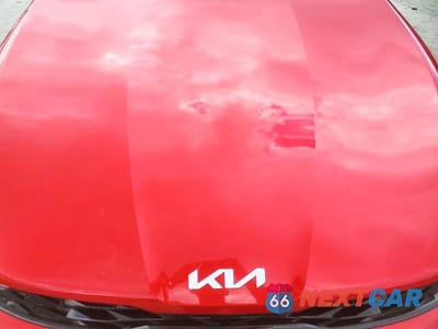 Zdjęcie 11 z 13 samochodu: 2025 KIA K5 GT-LINE VIN:KNAG64J73S5271640 - miniatura