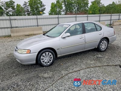 2001 NISSAN ALTIMA XE 1N4DL01D31C187525 - główne zdjęcie licytacji z USA - miniatura