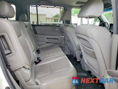 Zdjęcie 10 z 12 samochodu: 2011 HONDA PILOT TOURING VIN:5FNYF3H99BB044119 - miniatura