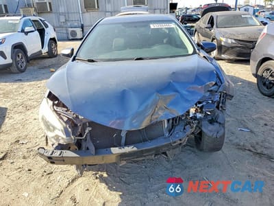 Piąte zdjęcie samochodu w środku: 2016 TOYOTA COROLLA LE VIN:5YFBURHE5GP438272 - miniatura