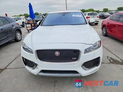 Piąte zdjęcie samochodu w środku: 2020 JAGUAR F-PACE S VIN:SADCM2FV3LA641324 - miniatura