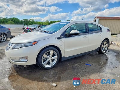 2014 CHEVROLET VOLT 1G1RD6E42EU165597 - główne zdjęcie licytacji z USA - miniatura