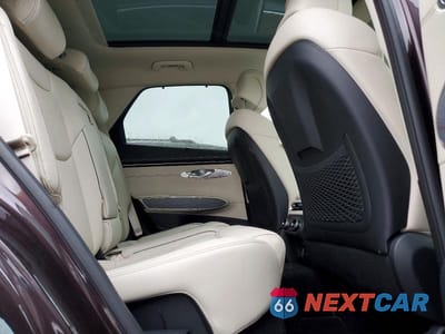 Zdjęcie 11 z 14 samochodu: 2022 GENESIS GV70 2.5T STANDARD VIN:KMUMADTB5NU076975 - miniatura