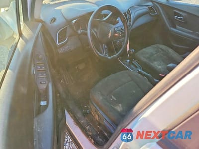 Zdjęcie 8 z 13 samochodu: 2020 CHEVROLET TRAX LS VIN:KL7CJKSB5LB321686 - miniatura