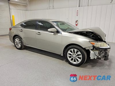 Czwarte zdjęcie samochodu z boku: 2015 LEXUS ES 300H BASE VIN:JTHBW1GG4F2095707 - miniatura