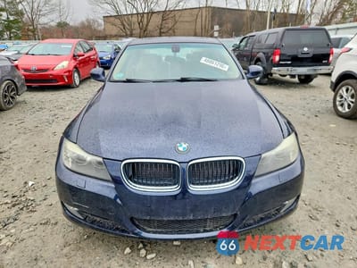 Piąte zdjęcie samochodu w środku: 2010 BMW 328 XI SULEV VIN:WBAPK5C58AA652869 - miniatura