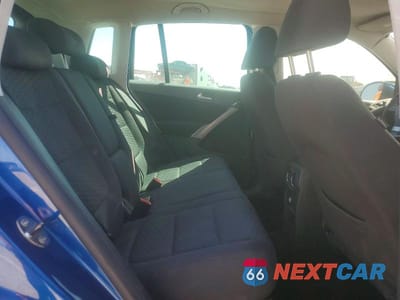 Zdjęcie 11 z 13 samochodu: 2010 VOLKSWAGEN TIGUAN SE VIN:WVGBV7AX6AW000979 - miniatura