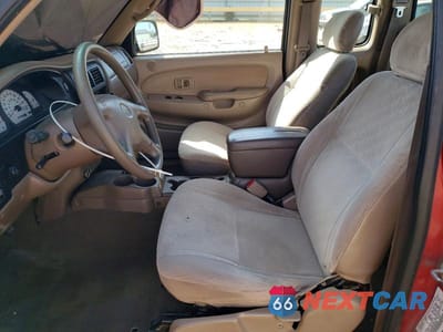 Zdjęcie 7 z 11 samochodu: 2001 TOYOTA TACOMA PRERUNNER VIN:5TESM92N41Z804300 - miniatura