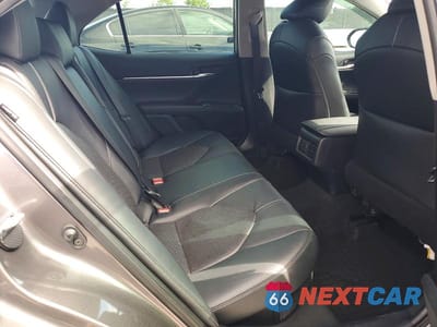 Zdjęcie 10 z 12 samochodu: 2021 TOYOTA CAMRY HYBRID XSE VIN:4T1K31AK3MU565584 - miniatura