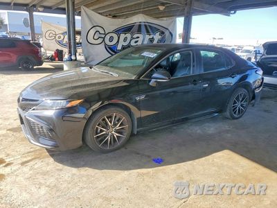 2023 TOYOTA CAMRY SE 4T1G11AKXPU772246 - główne zdjęcie licytacji z USA - miniatura
