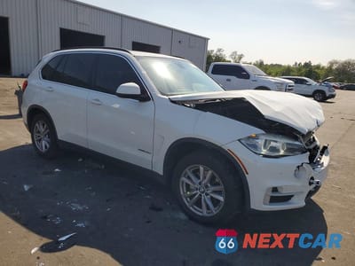 Czwarte zdjęcie samochodu z boku: 2014 BMW X5 SDRIVE35I VIN:5UXKR2C55E0C01273 - miniatura