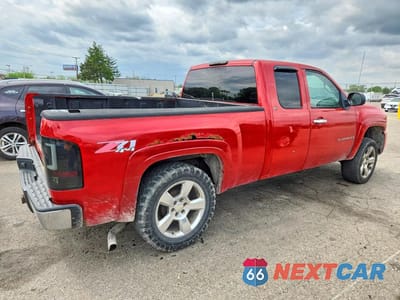 Trzecie zdjęcie samochodu z tyłu: 2008 CHEVROLET SILVERADO K1500 VIN:2GCEK19J181218188 - miniatura