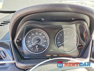 Zdjęcie 9 z 12 samochodu: 2017 BMW X1 XDRIVE28I VIN:WBXHT3C38H5F85903 - miniatura