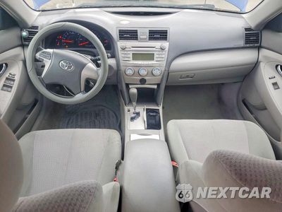 Zdjęcie 8 z 12 samochodu: 2010 TOYOTA CAMRY LE VIN:4T1BF3EK1AU558433 - miniatura