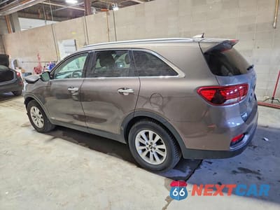 Drugie zdjęcie samochodu z przodu: 2019 KIA SORENTO VIN:5XYPGDA55KG529579 - miniatura