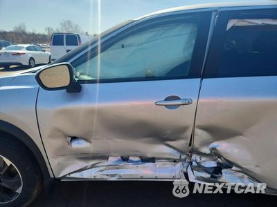 Zdjęcie 7 z 14 samochodu: 2025 NISSAN ROGUE SV VIN:5N1BT3BB7SC787672 - miniatura