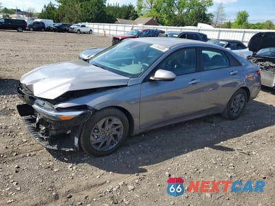 2024 HYUNDAI ELANTRA SEL KMHLM4DG3RU755225 - główne zdjęcie licytacji z USA - miniatura
