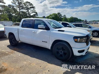 Czwarte zdjęcie samochodu z boku: 2020 RAM 1500 BIG HORN VIN:1C6RREFT5LN321011 - miniatura