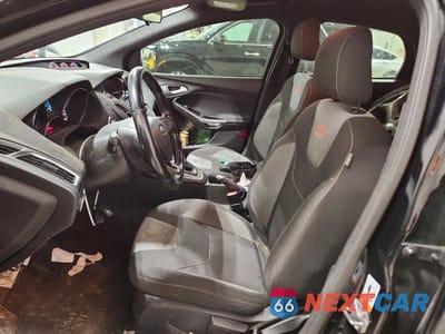 Zdjęcie 7 z 12 samochodu: 2017 FORD FOCUS ST VIN:1FADP3L91HL306777 - miniatura
