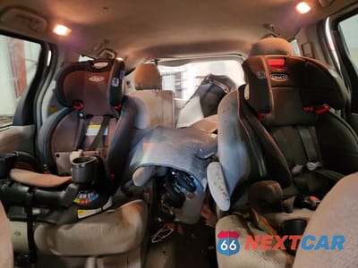 Zdjęcie 10 z 13 samochodu: 2011 TOYOTA SIENNA LE VIN:5TDJK3DC3BS006654 - miniatura