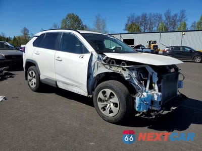 Czwarte zdjęcie samochodu z boku: 2021 TOYOTA RAV4 LE VIN:2T3F1RFV8MW173832 - miniatura