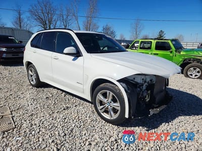 Czwarte zdjęcie samochodu z boku: 2016 BMW X5 XDRIVE35I VIN:5UXKR0C55G0U11179 - miniatura